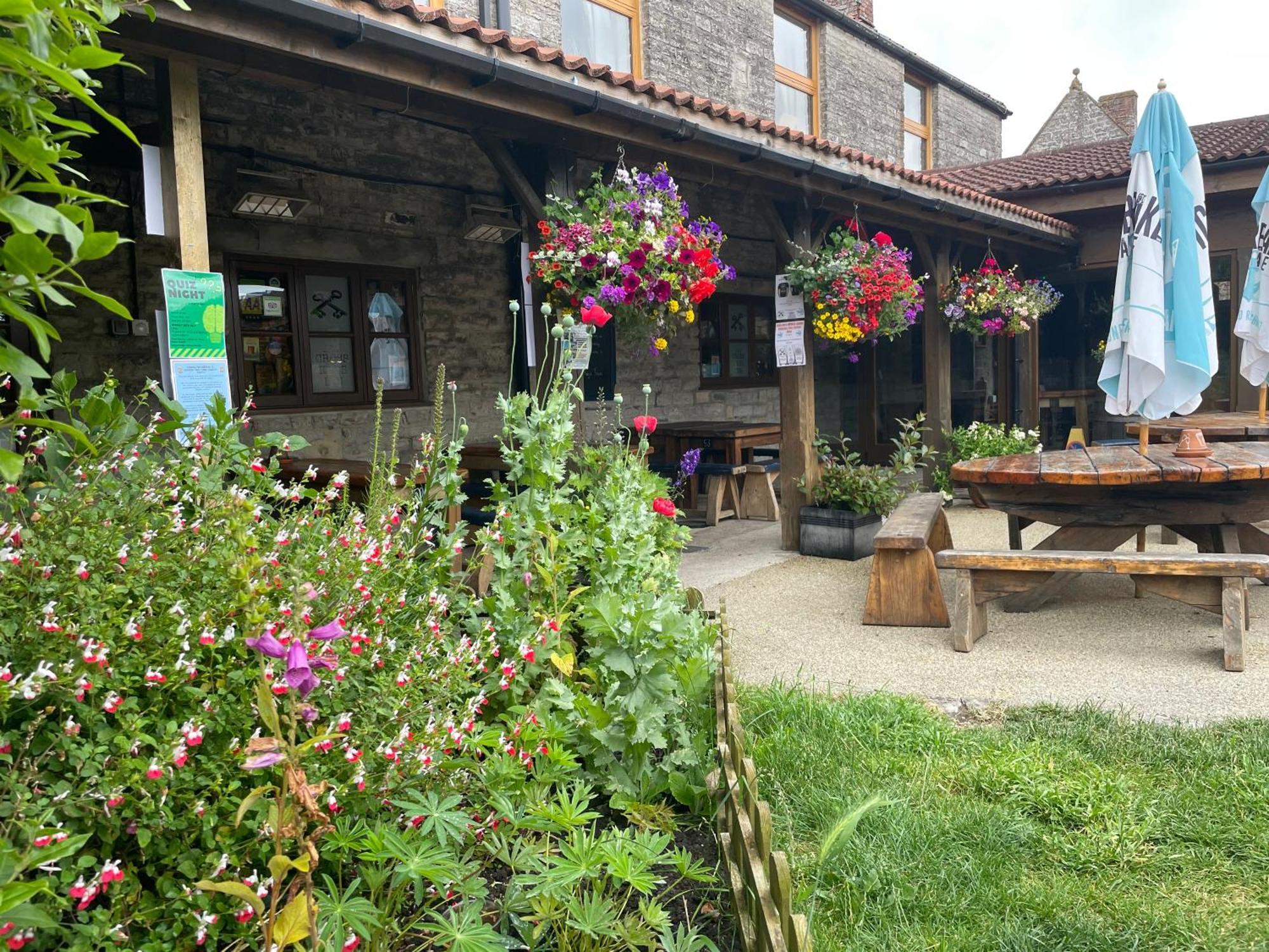 Cross Keys Inn Lydford-on-Fosse Esterno foto