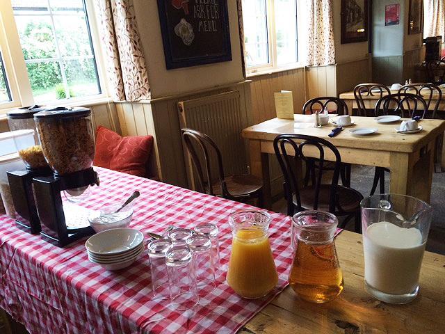 Cross Keys Inn Lydford-on-Fosse Esterno foto