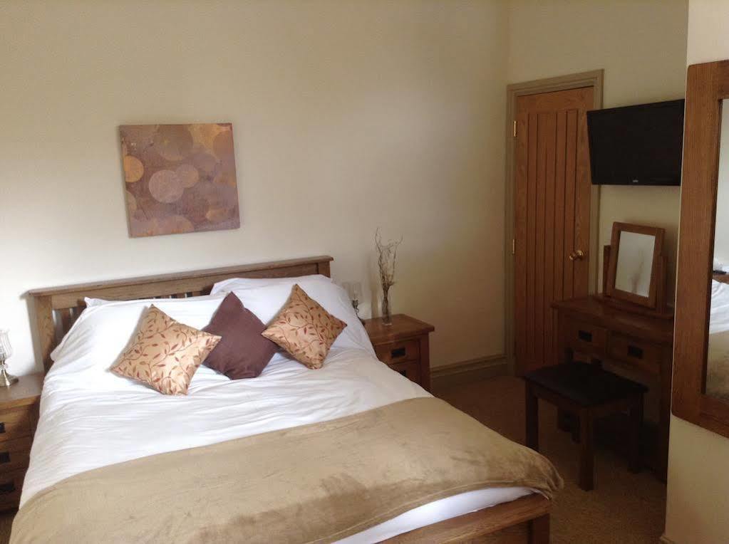 Cross Keys Inn Lydford-on-Fosse Esterno foto