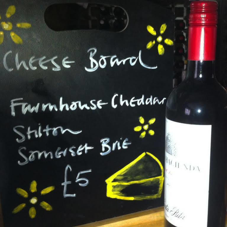Cross Keys Inn Lydford-on-Fosse Esterno foto